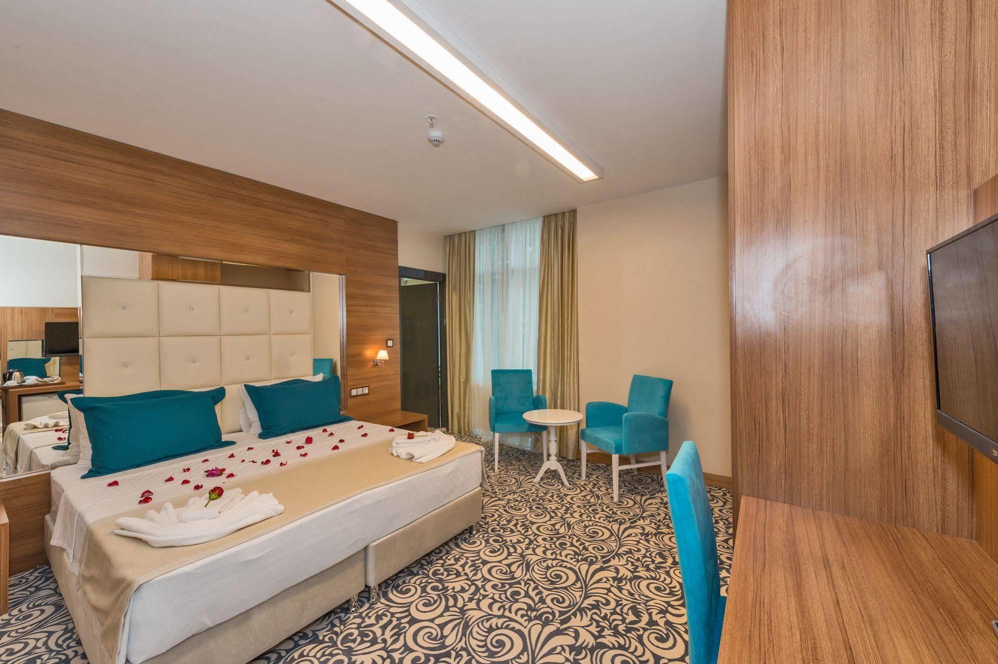 Business Life Gunesli 3* Istambul